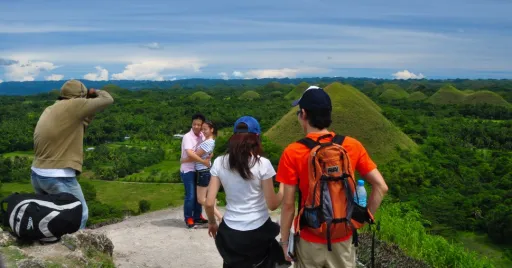 Image for article 15 Different Types of Travellers You Will Meet in the Philippines