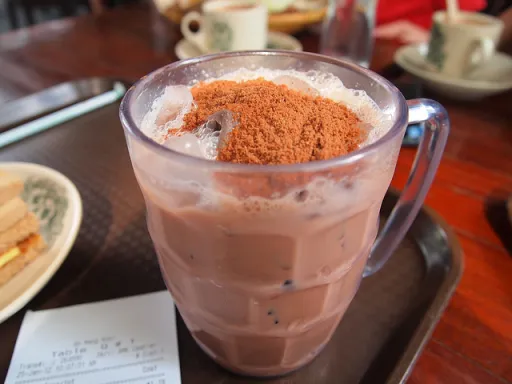 Image for article 7 Popular Malaysian Drinks to Try The Next Time You Visit