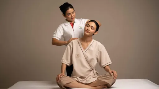 Image for article 10 Thai Massage Places in Bangkok That Are Super Shiok