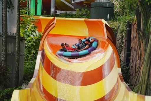 Image for article Top 13 Water Parks in Asia to Visit in 2025