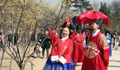 Image for article Important Phrases You Need to Know When In Korea