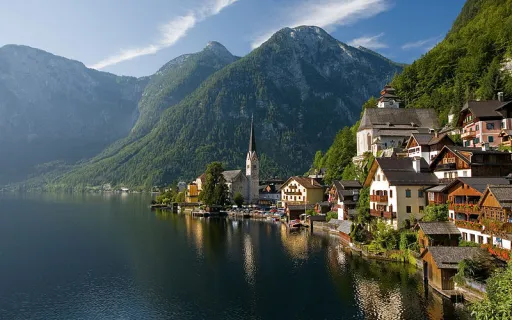Image for article China Has an Exact Replica of the Austrian Town of Hallstatt