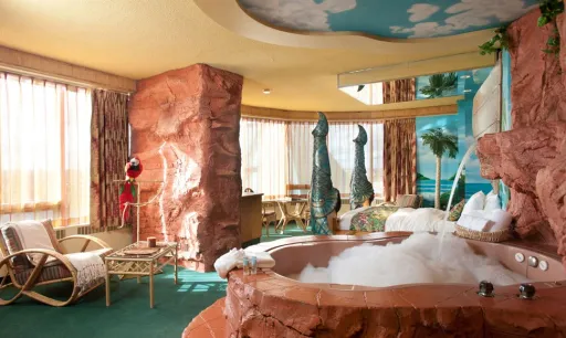 Image for article Fantasyland Hotel: An Ideal Hotel for Romantic Couples