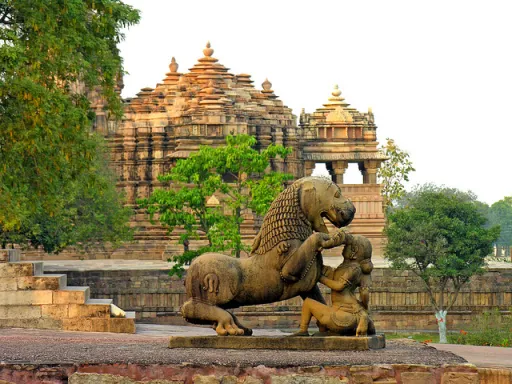 Image for article Khajuraho Temples Depict the Forbidden Art of Kama Sutra