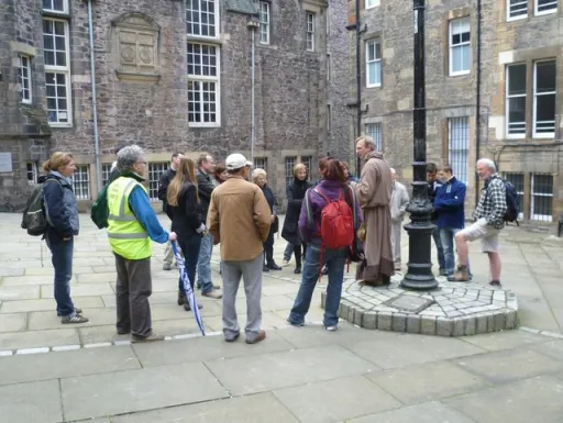 Image for article Should You Choose Free and Easy or Tour Groups?