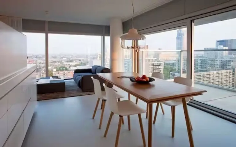 studio Airbnbs in Rotterdam