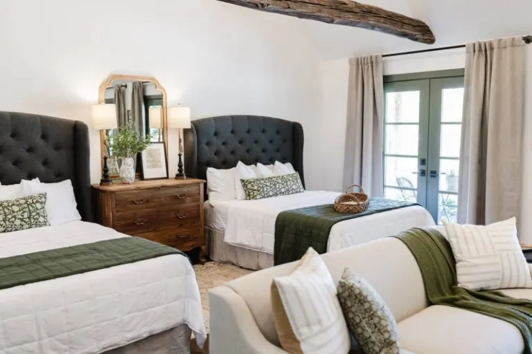 Airbnb Tennessee vineyard