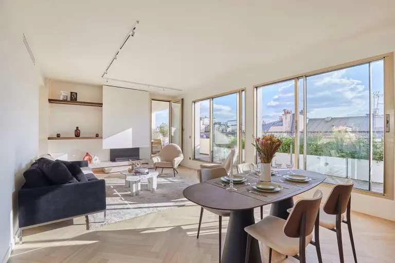 Airbnb Paris Eiffel Tower