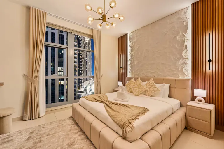 Airbnb in Dubai with Burj Khalifa views