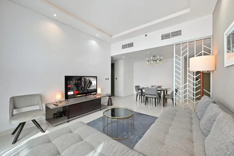 Airbnb in Dubai with Burj Khalifa views