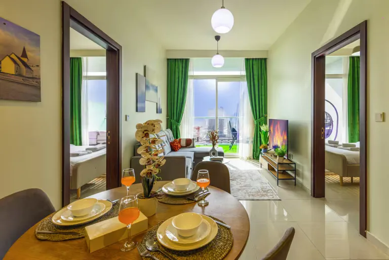 Airbnb in Dubai with Burj Khalifa views