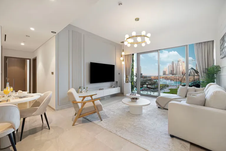 Airbnb in Dubai with Burj Khalifa views