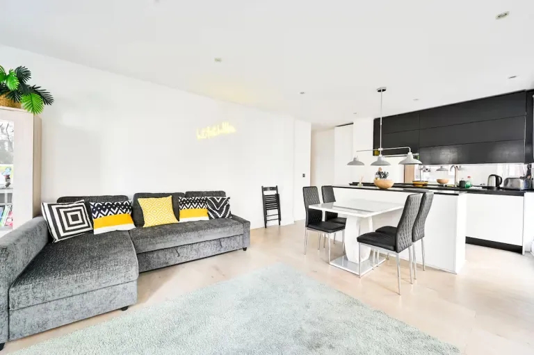 Airbnb in London near Tower Bridge