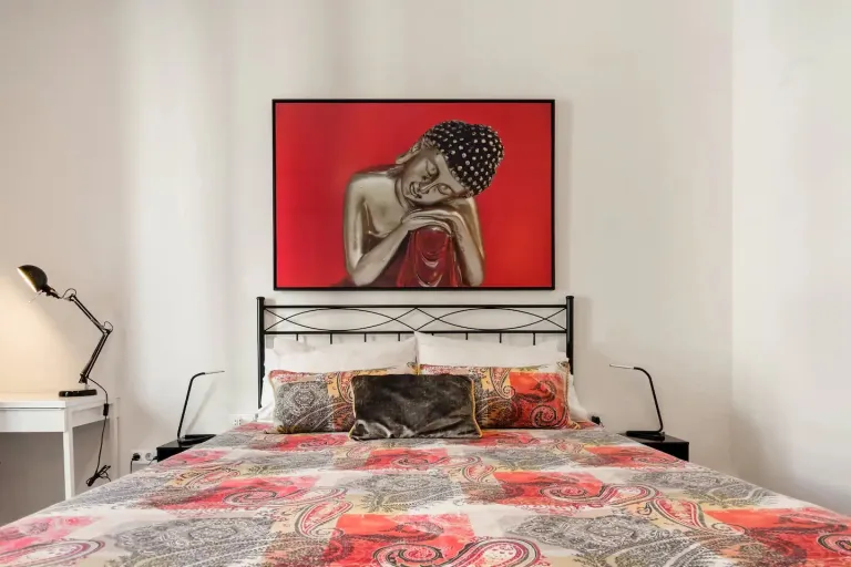  Airbnb in Barcelona La Rambla