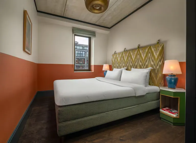 Airbnb in Amsterdam with canal views