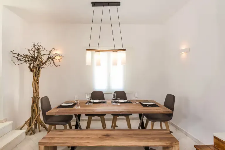 sunset view Airbnb in Santorini 