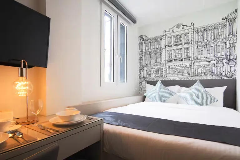 Airbnb in Singapore near Marina Bay