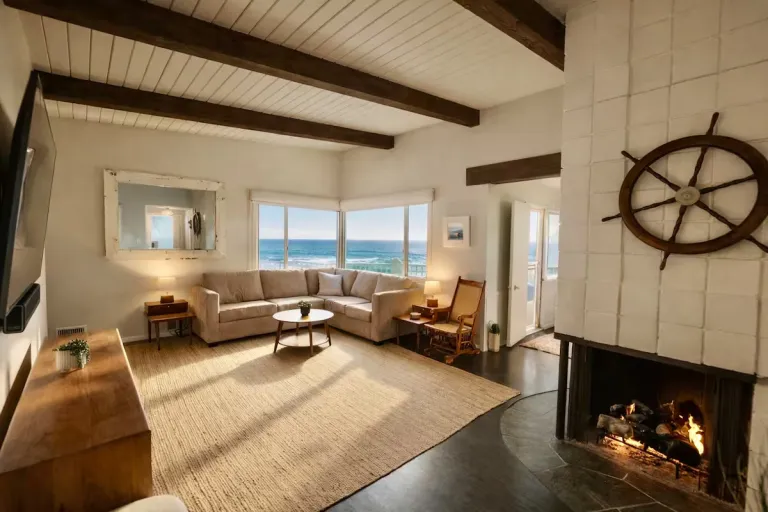  Airbnb in Los Angeles near the beach