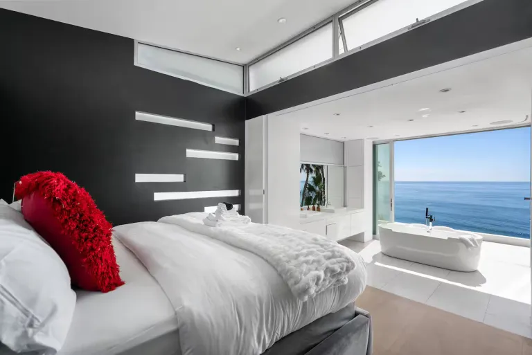  Airbnb in Los Angeles near the beach