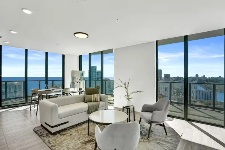 Airbnb in Miami with ocean views and beach access