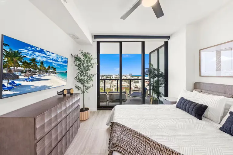 Airbnb in Miami with ocean views and beach access