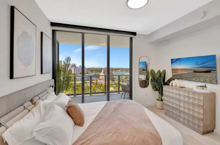 Airbnb in Miami with ocean views and beach access