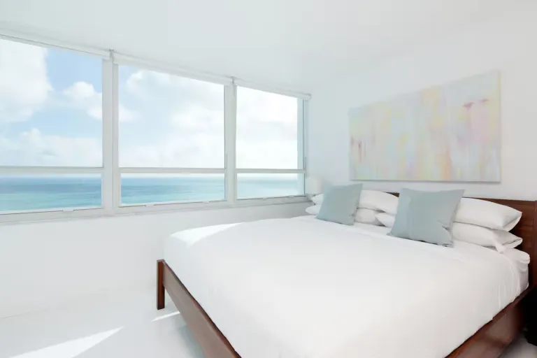 Airbnb in Miami with ocean views and beach access