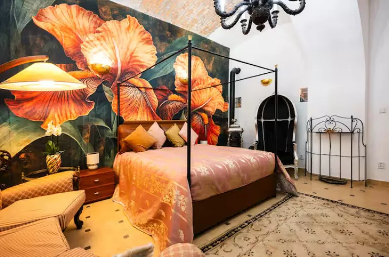  Cheap Airbnb Stays in Prague Near Old Town 