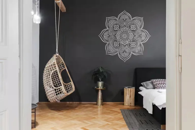  Cheap Airbnb Stays in Prague Near Old Town 