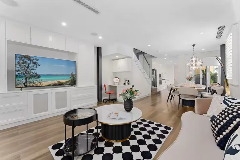 family Airbnb in Sydney near opera house