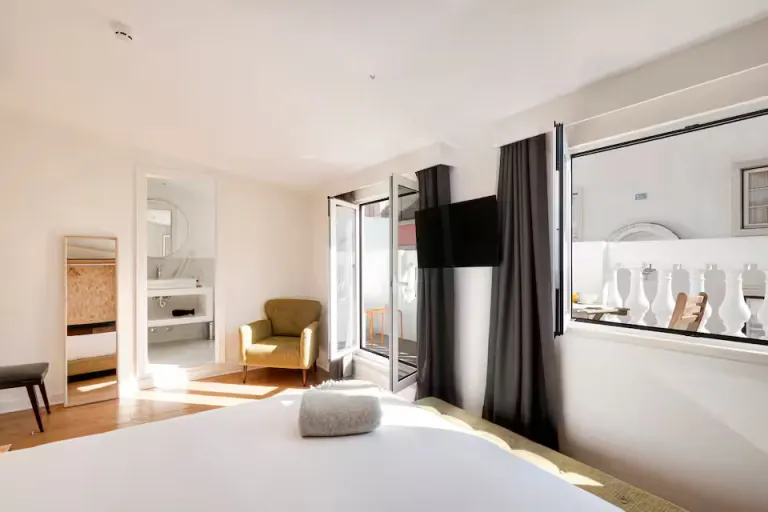 boutique couple Airbnb in Lisbon near Alfama