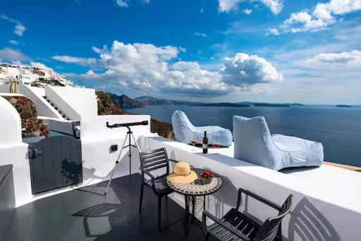 Image for article 8 Best Airbnbs in Santorini with Caldera Sunset Views
