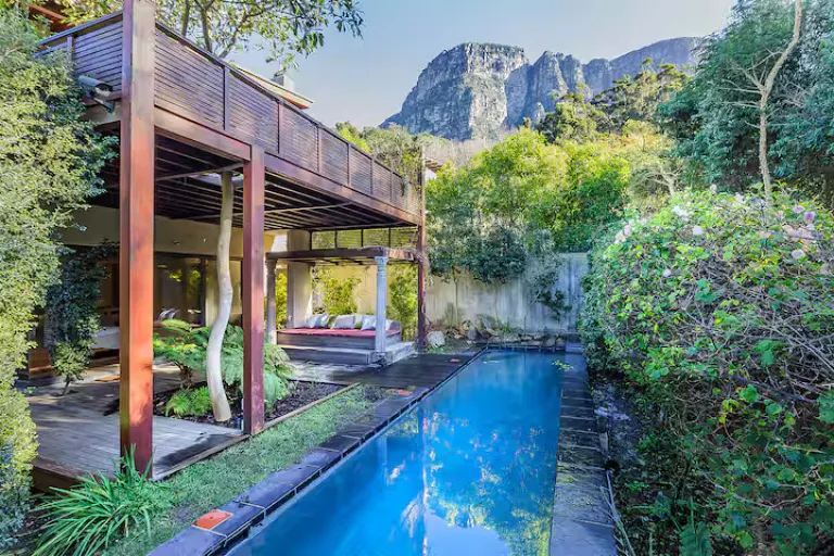 Airbnb in Cape Town near Table Mountain