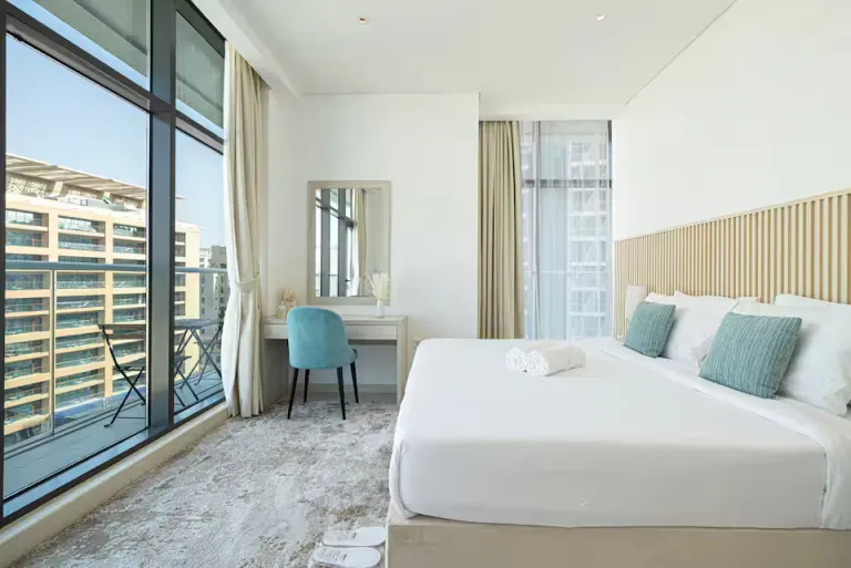Airbnb Stays in Dubai Near Palm Jumeirah 