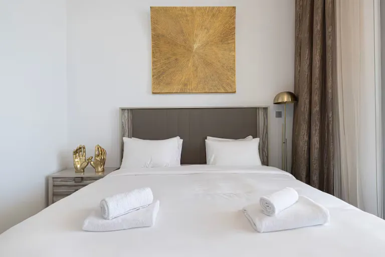 Airbnb Stays in Dubai Near Palm Jumeirah 
