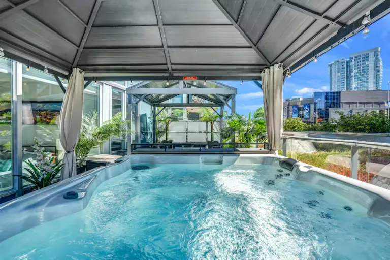 Best Airbnb Stays in FIFA World Cup 2026 Host Cities