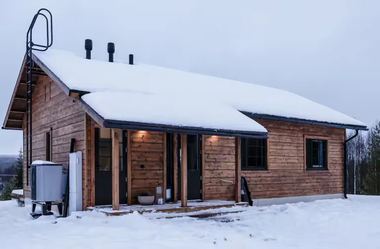  Snow View Airbnb Stays in Finland