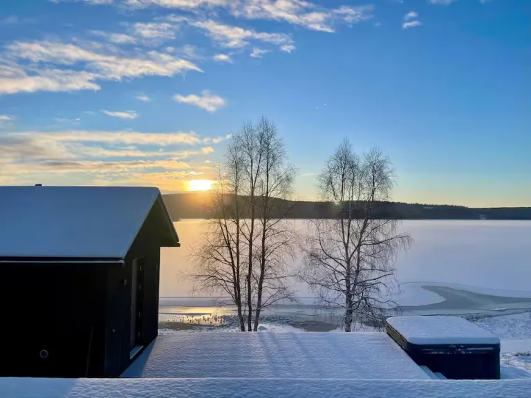  Snow View Airbnb Stays in Finland