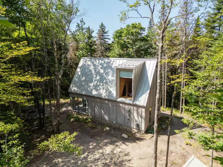 Forest Retreat Airbnb Stays in Canada for Nature Lovers