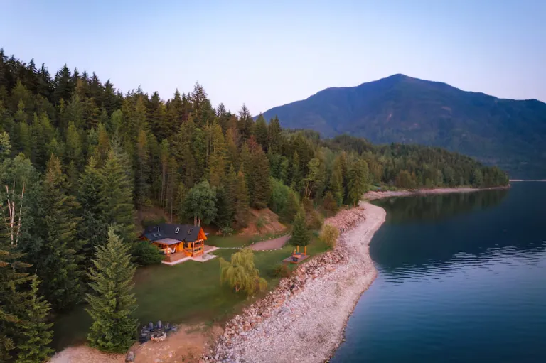 Forest Retreat Airbnb Stays in Canada for Nature Lovers