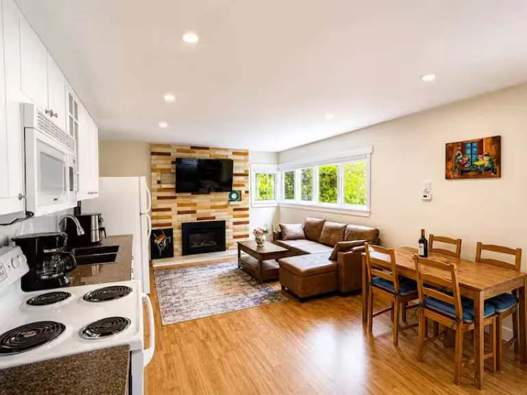 Cheap & Affordable Airbnb Stays Near FIFA World Cup 2026 Venues & Stadiums 