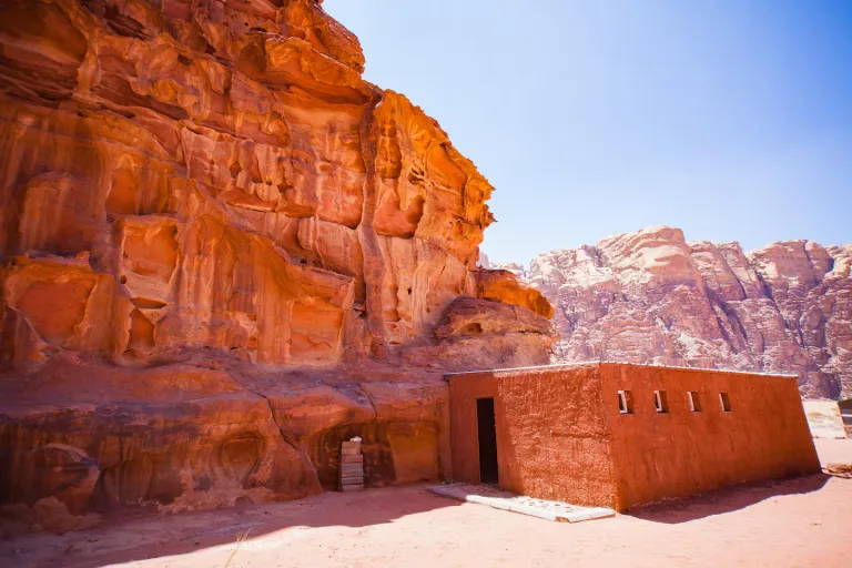 Best Desert Camp Airbnb Stays in Jordan Near Petra and Wadi Rum