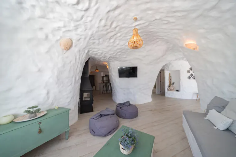 cave Airbnb in Spain