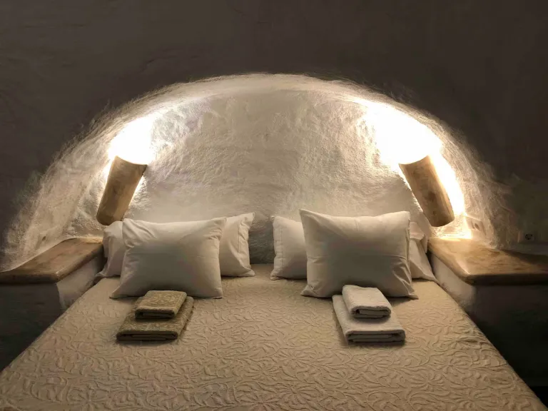 cave Airbnb in Spain