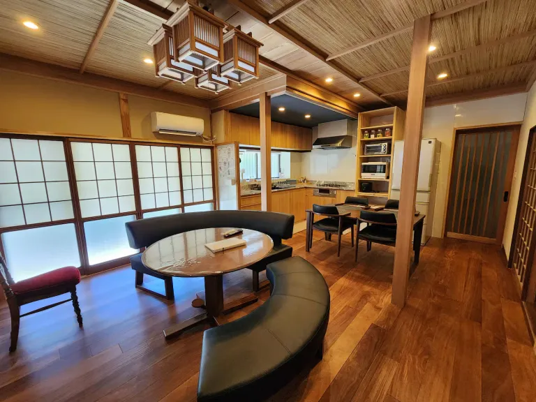 Traditional Ryokan-Style Airbnb Stays in Japan 