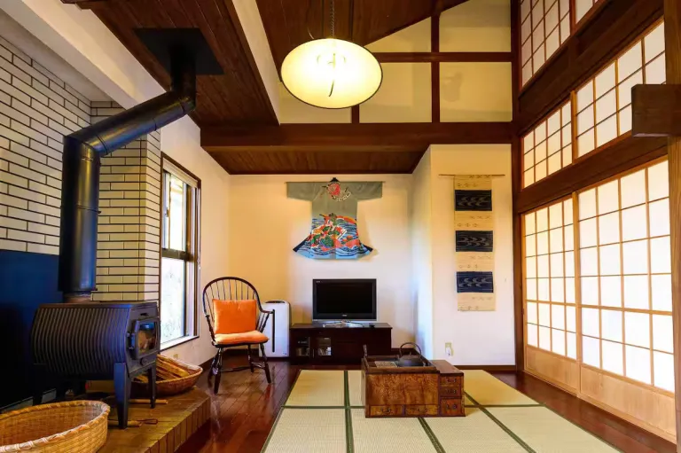 Traditional Ryokan-Style Airbnb Stays in Japan 