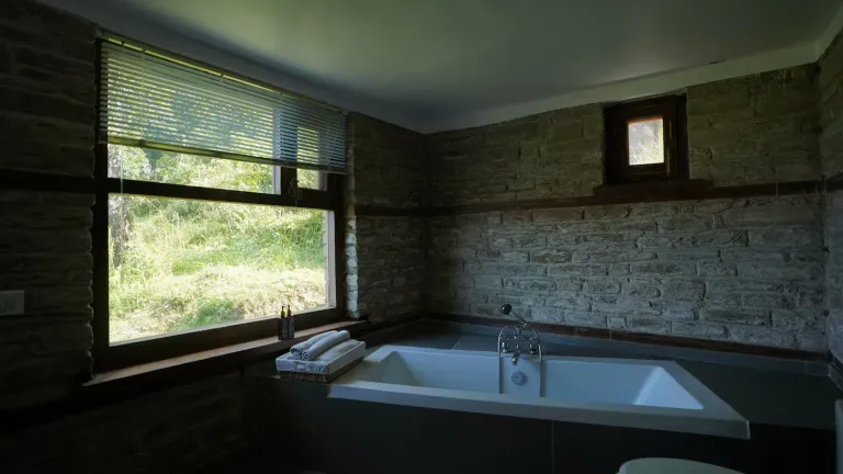 Mountain View Airbnbs in Nepal for Himalayan Getaways