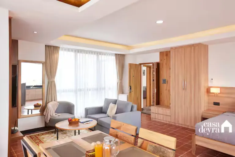 Mountain View Airbnbs in Nepal for Himalayan Getaways