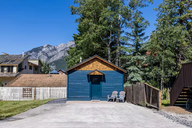 Airbnb in Banff