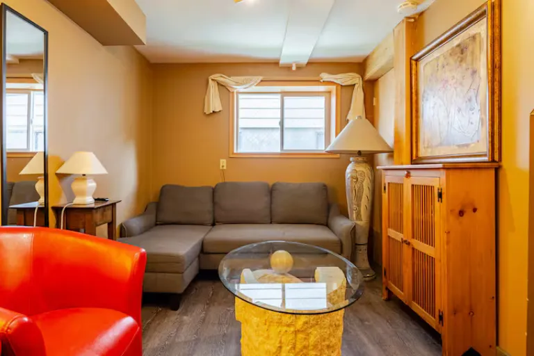 Airbnb in Banff